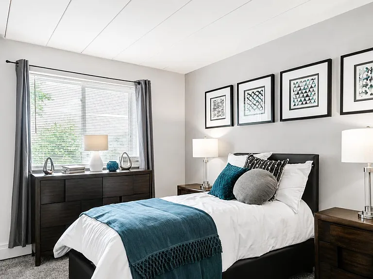 Stonegate at Devon Apartment Homes — Photo 11
