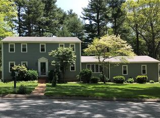 110 Sycamore Dr, East Greenwich, RI 02818