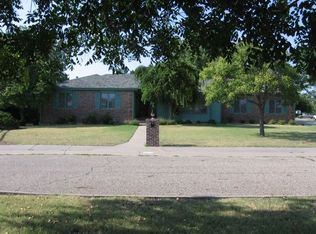 3413 Country Ln, Hays, KS 67601