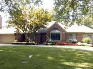 11416 Holly Ct, Kansas City, MO 64114