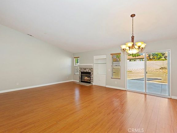 5th image of 14998 Preston Dr