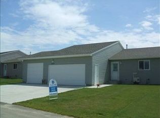 2212 14th St NW, Minot, ND 58703