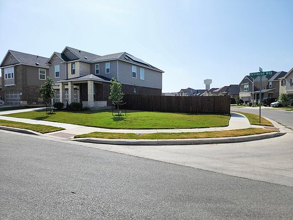 4th image of 3865 Bentwood Way
