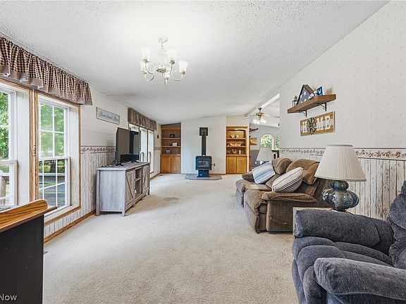 5th image of 6828 Angling Rd