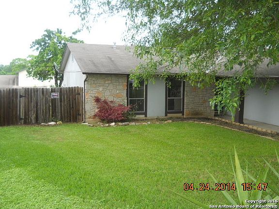 2nd image of 5646 Wood Walk St