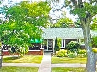 160 S Shore Blvd, Buffalo, NY 14218