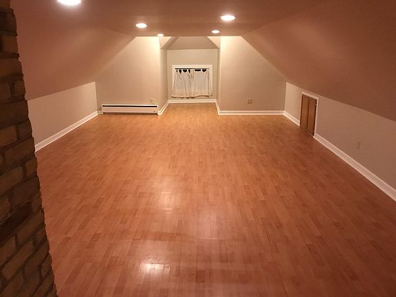 2nd image of 793 Marshall Ave