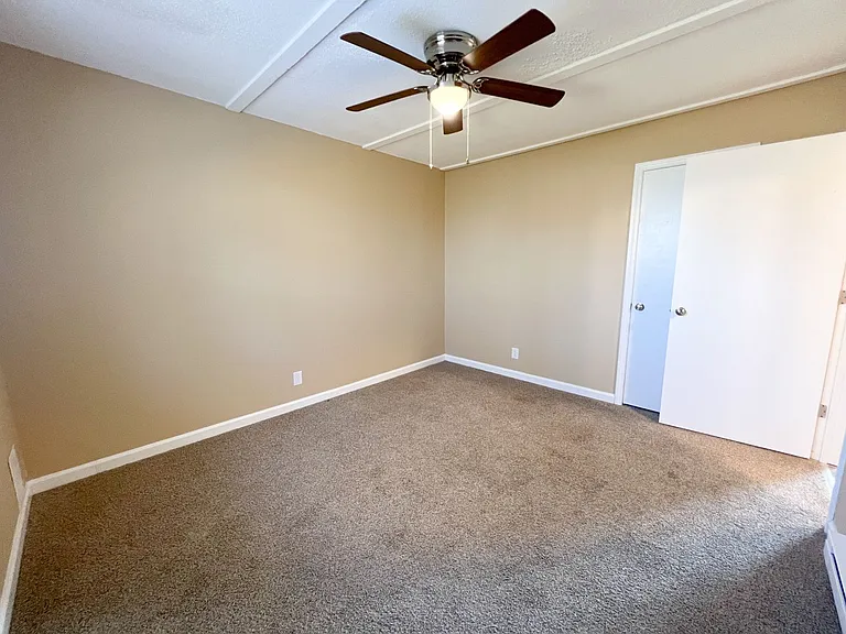 105 Tandy Dr — Photo 8