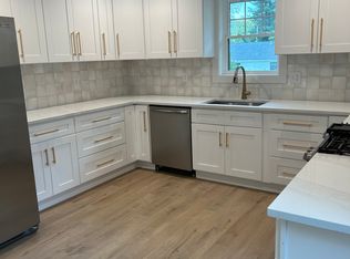 355 Byram Kingwood Rd #D, Frenchtown, NJ 08825