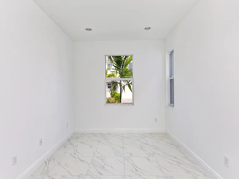 6979 Pines Cir #35 — Photo 7