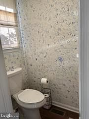 4th image of 131 Merion Dr
