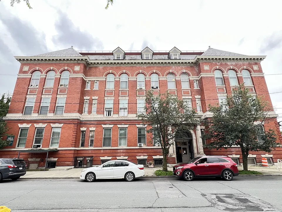 77 Adams St