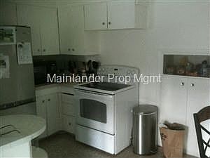 2nd image of 351 NW Connell Ave