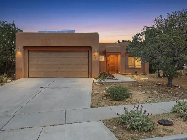 3224 Nizhoni Dr, Santa Fe, NM 87507