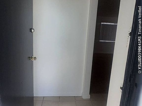 2nd image of 2872 La Salle Ave APT 4