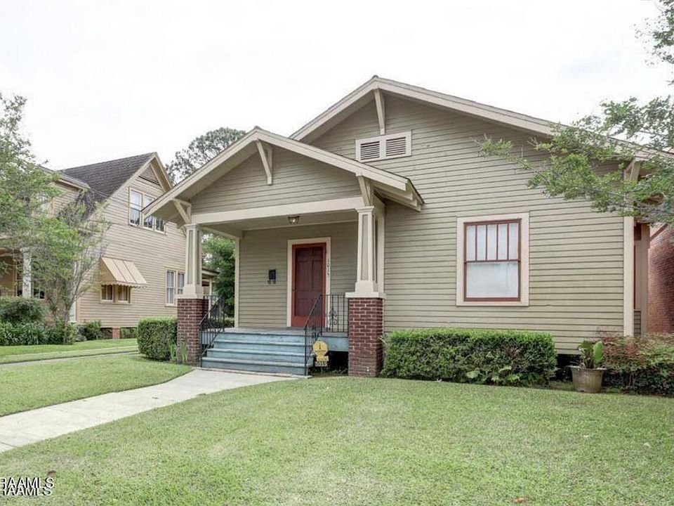 1st image of 1015 Lee Ave