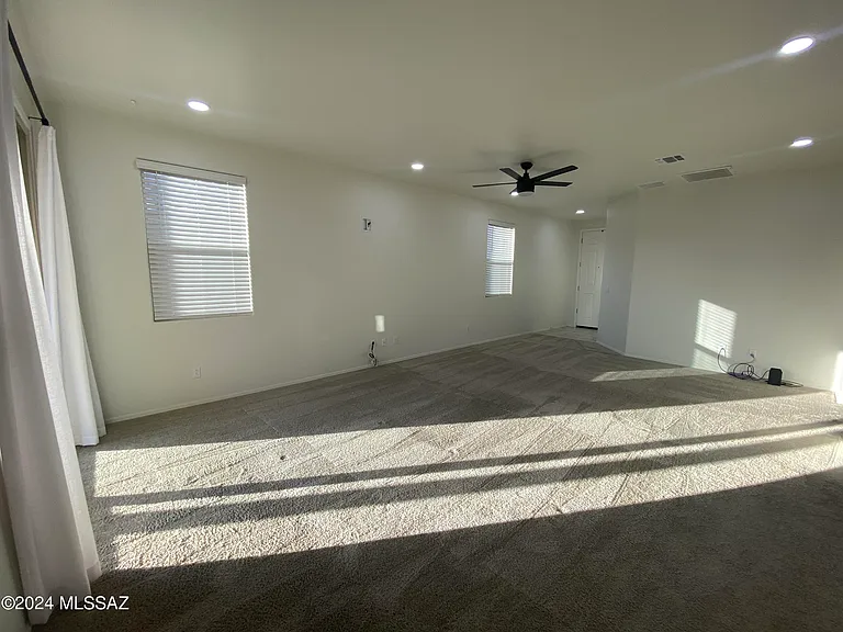 12265 N Sutter Dr — Photo 3