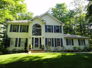 141 Reunion Rdg, East Stroudsburg, PA 18301