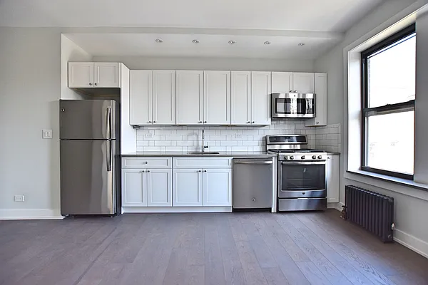 Rented by Bold New York | media 7