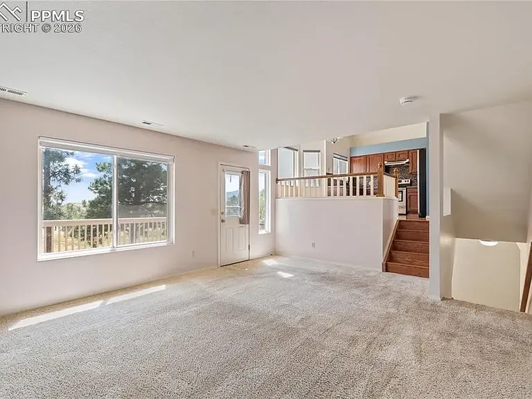 8049 Cooper River Dr — Photo 17