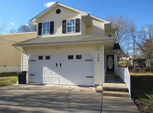 705 S Vandervoot St, Desloge, MO