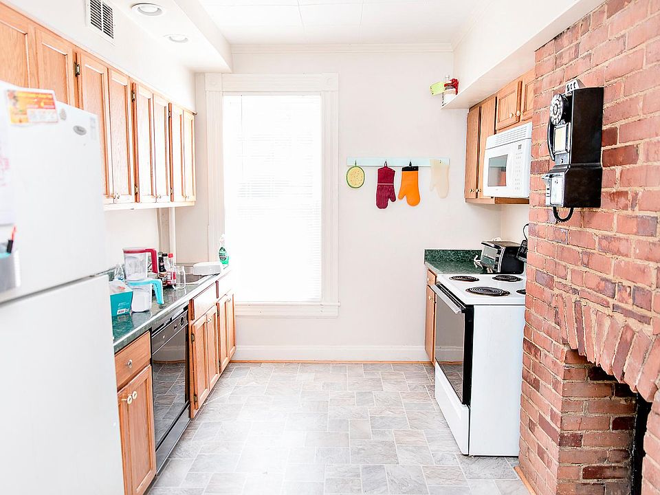 1st image of 233 Kentucky Ave #2
