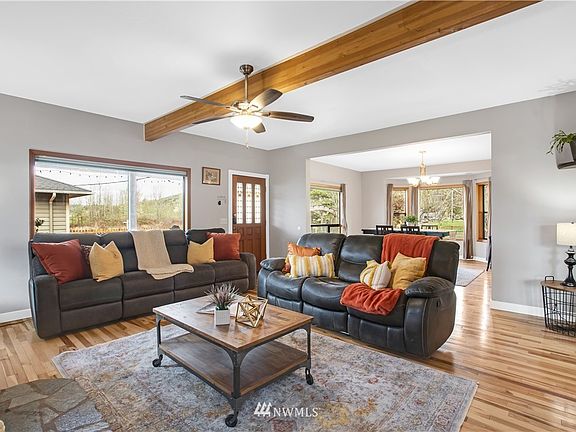 Another view of living room into dining area. 