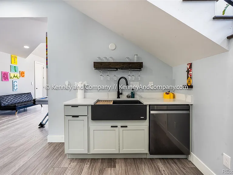 6438 Farthing Dr — Photo 41