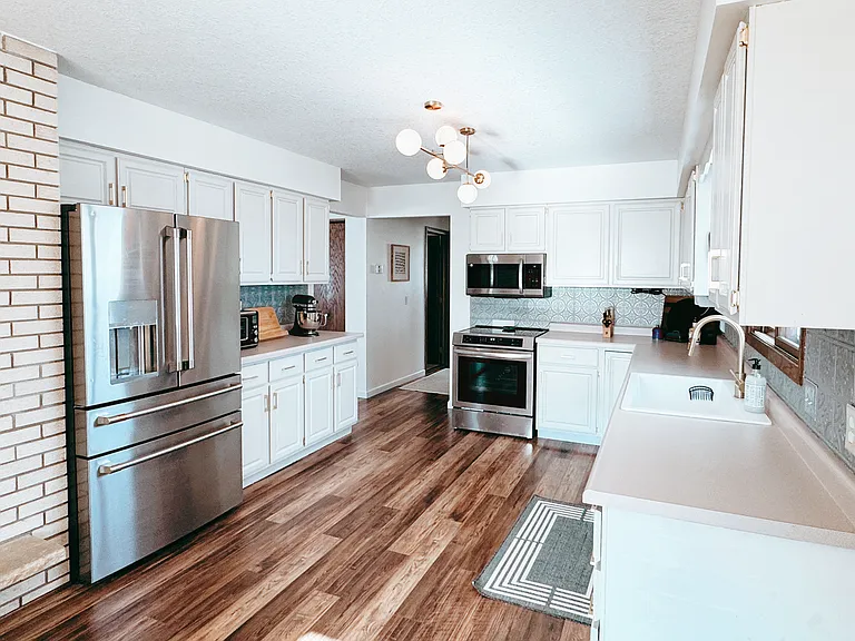 735 Grant St — Photo 11