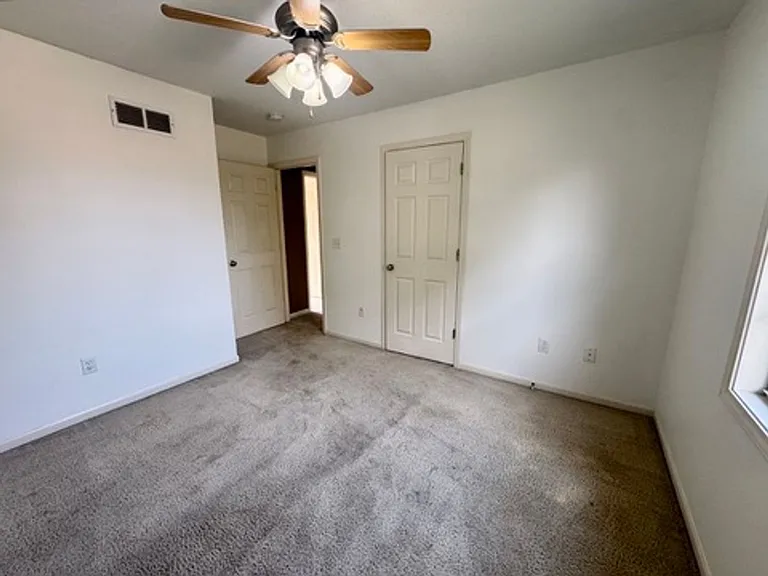 14064 Southern Rd — Photo 16