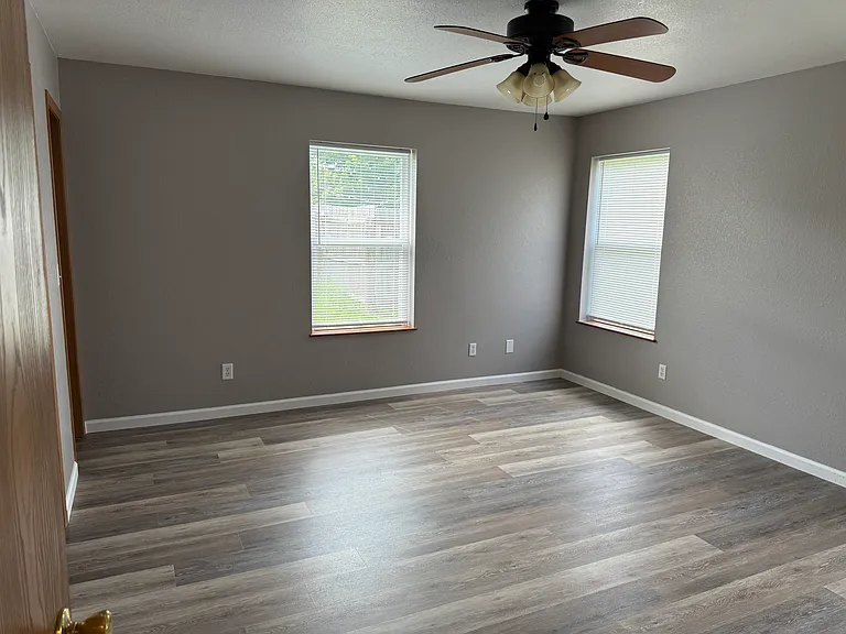 110 Eric Loop — Photo 17