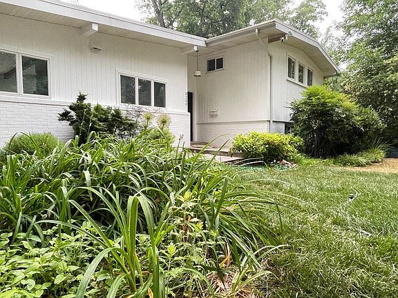 2nd image of 8304 Whitman Dr
