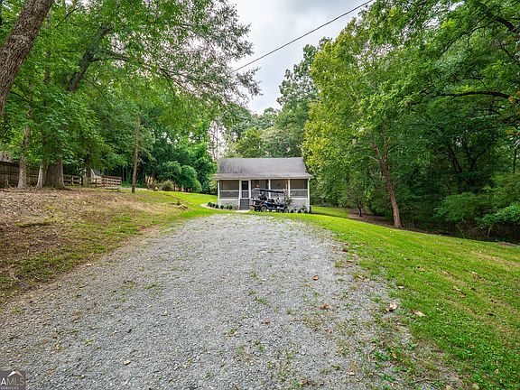 4th image of 4481 McLain Cir
