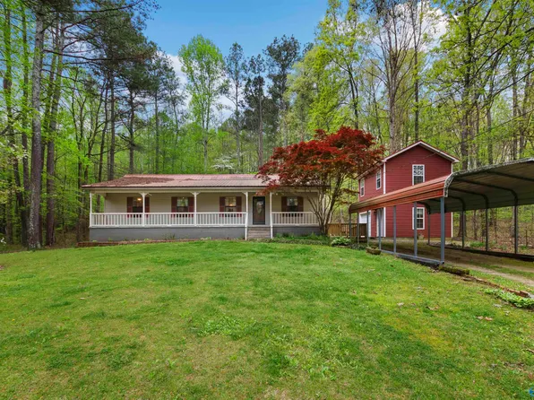 3822 W Chapel Hill Rd, Decatur, AL 35603