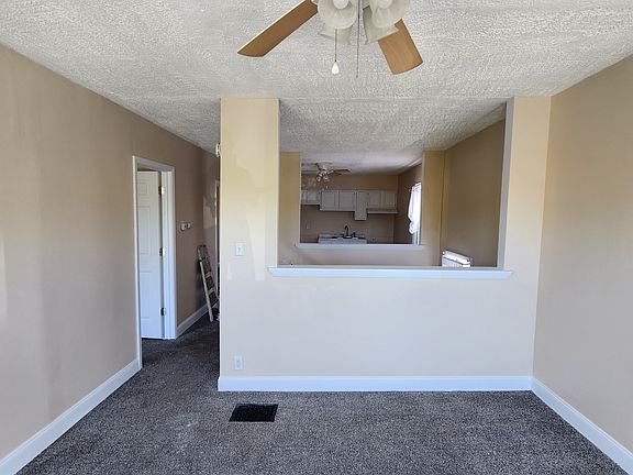 3rd image of 370 W Ferry St #2