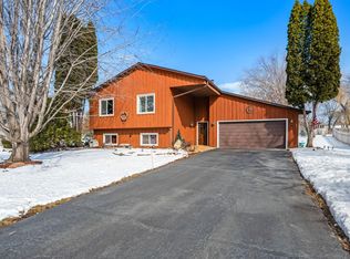 13813 James Ave S, Burnsville, MN 55337