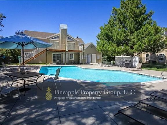 5th image of 1493 E Vineyard Ct #3