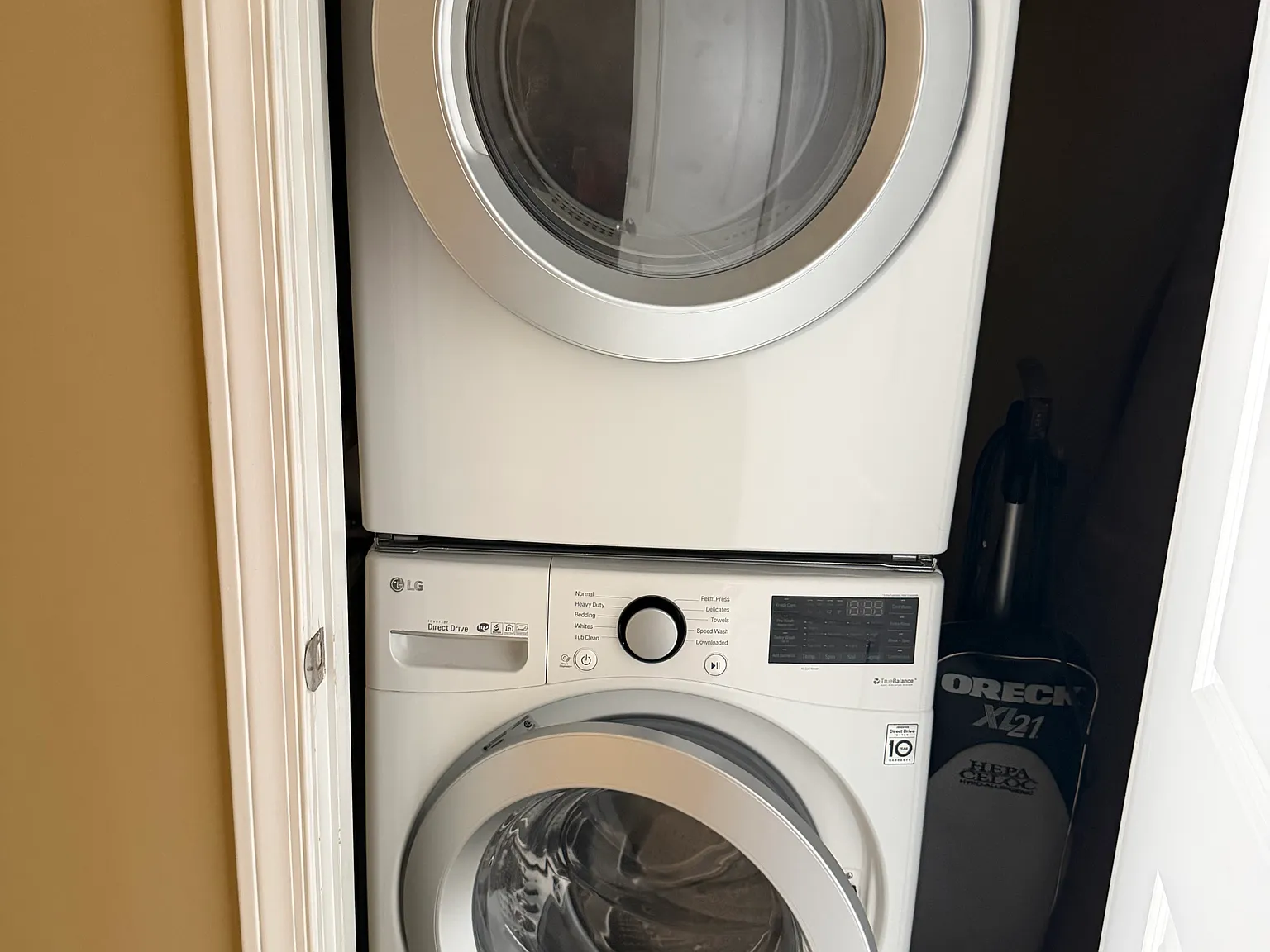 2626 Peachtree Rd NW — Photo 4