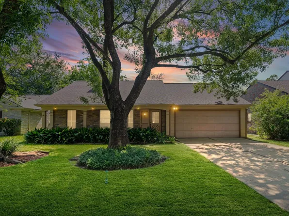 9622 Poynes Dr, Houston, TX 77065