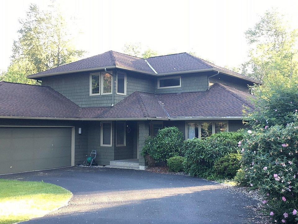 1st image of 1215 134th Ave NE