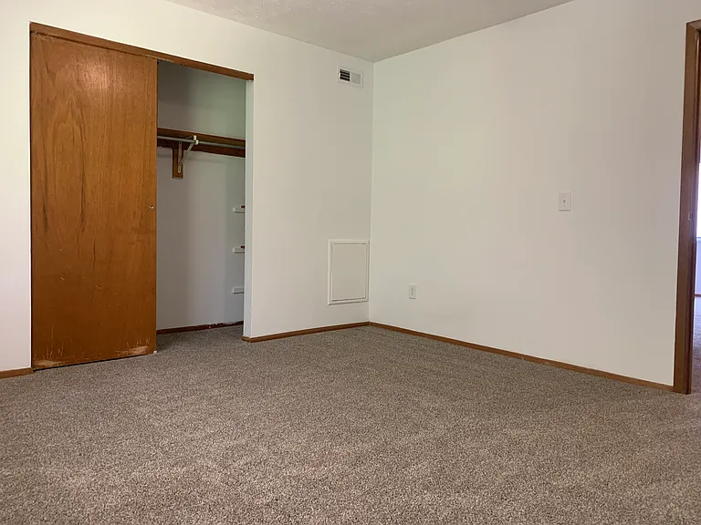 3082-3088 Bethel Rd #3084 — Photo 5