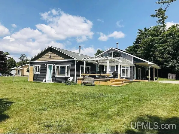 7629 Idlewood 155 Ln, Rapid River, MI 49878