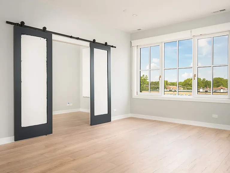 6853 W Belmont Ave #3 — Photo 5
