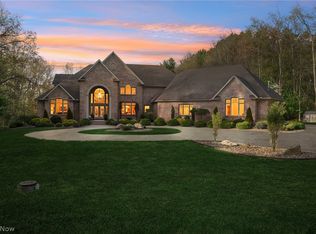 2765 Graybill Rd, Uniontown, OH 44685