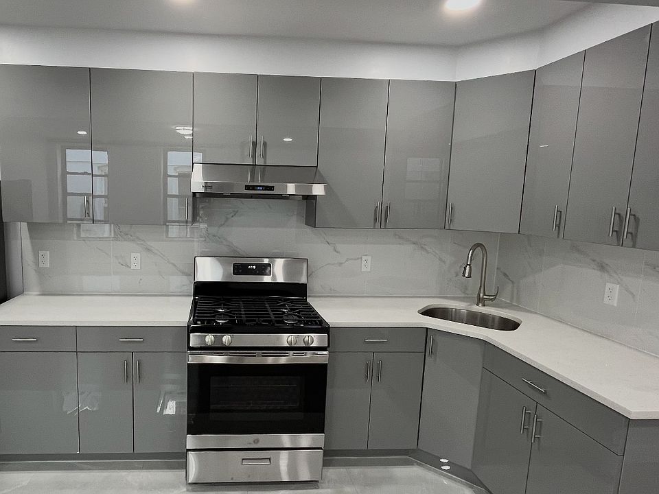 1st image of 3616 Tibbett Ave Floor 2