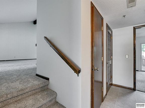 3rd image of 15205 Arbor St #1