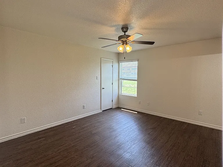 4605 Waterproof Dr #A — Photo 11