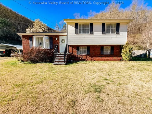 2770 Whitman Creek Rd, Logan, WV 25601