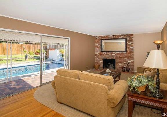 5th image of 1571 Cameo Dr