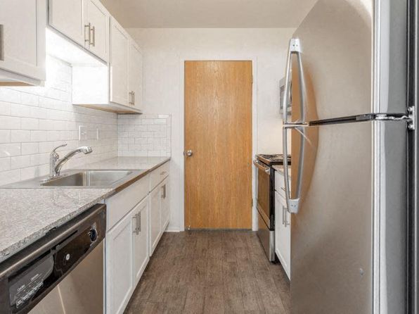 15833 W Eleven Mile Rd #107